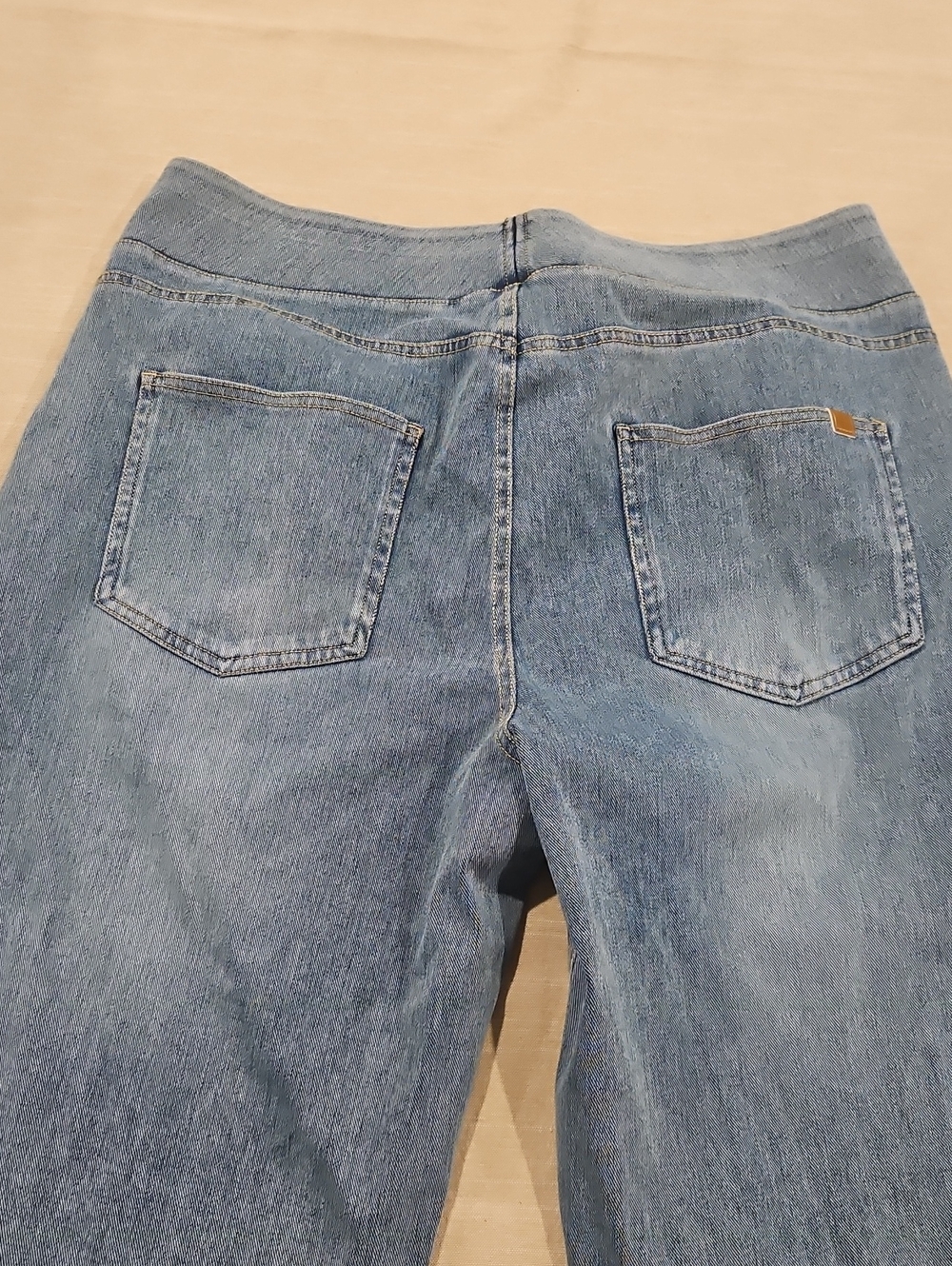 High-Waisted Wide Leg Jeans in Light Denim Blue XL Petite - Picture 7 of 10